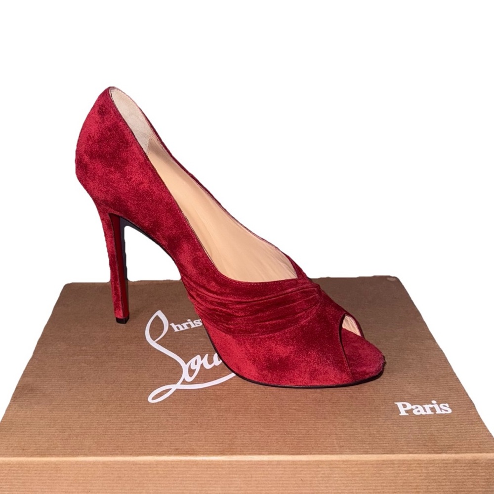 $1299 Louboutin Drapadita 120 Red Heel
Velour Rouge Imperial NIB 40.5 US 10 9.5